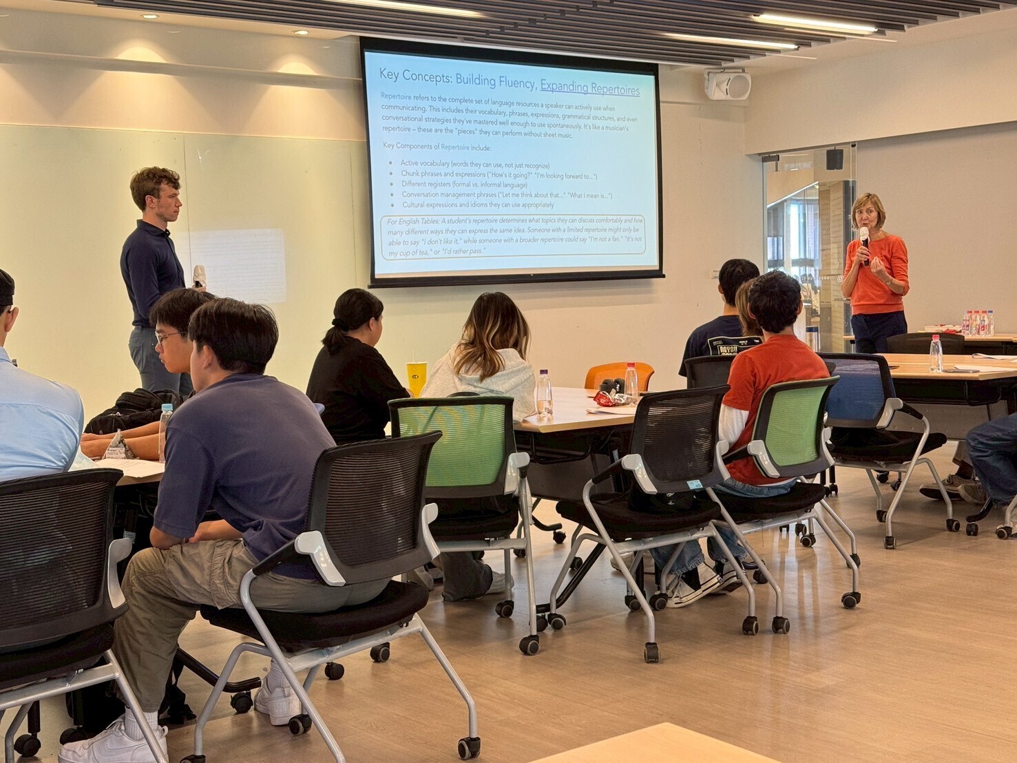 全英中心攜手賓州大學學者　帶領中山學生展現引導力(點擊全頁檢視)圖片