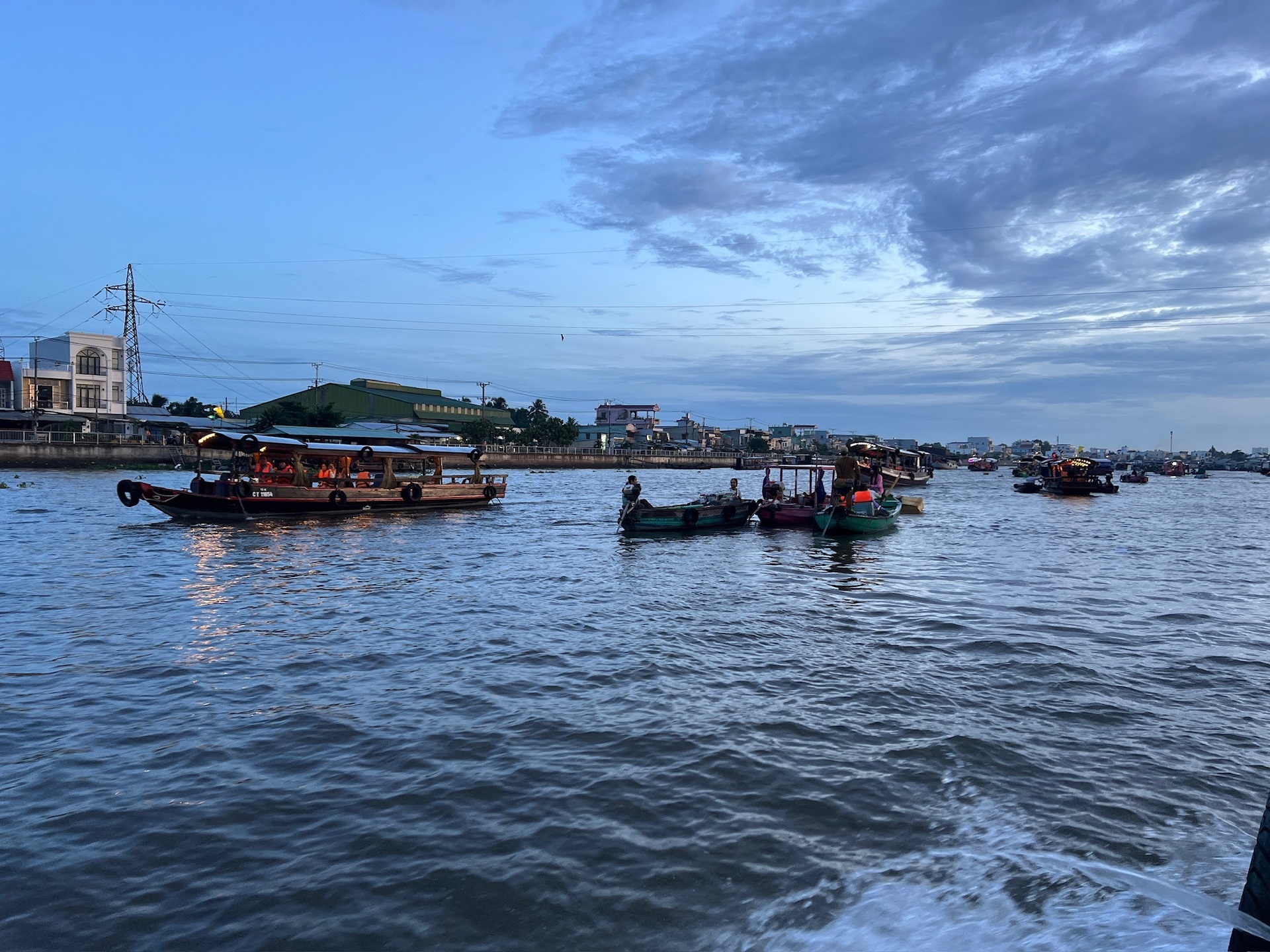 floating market參訪(點擊全頁檢視)圖片