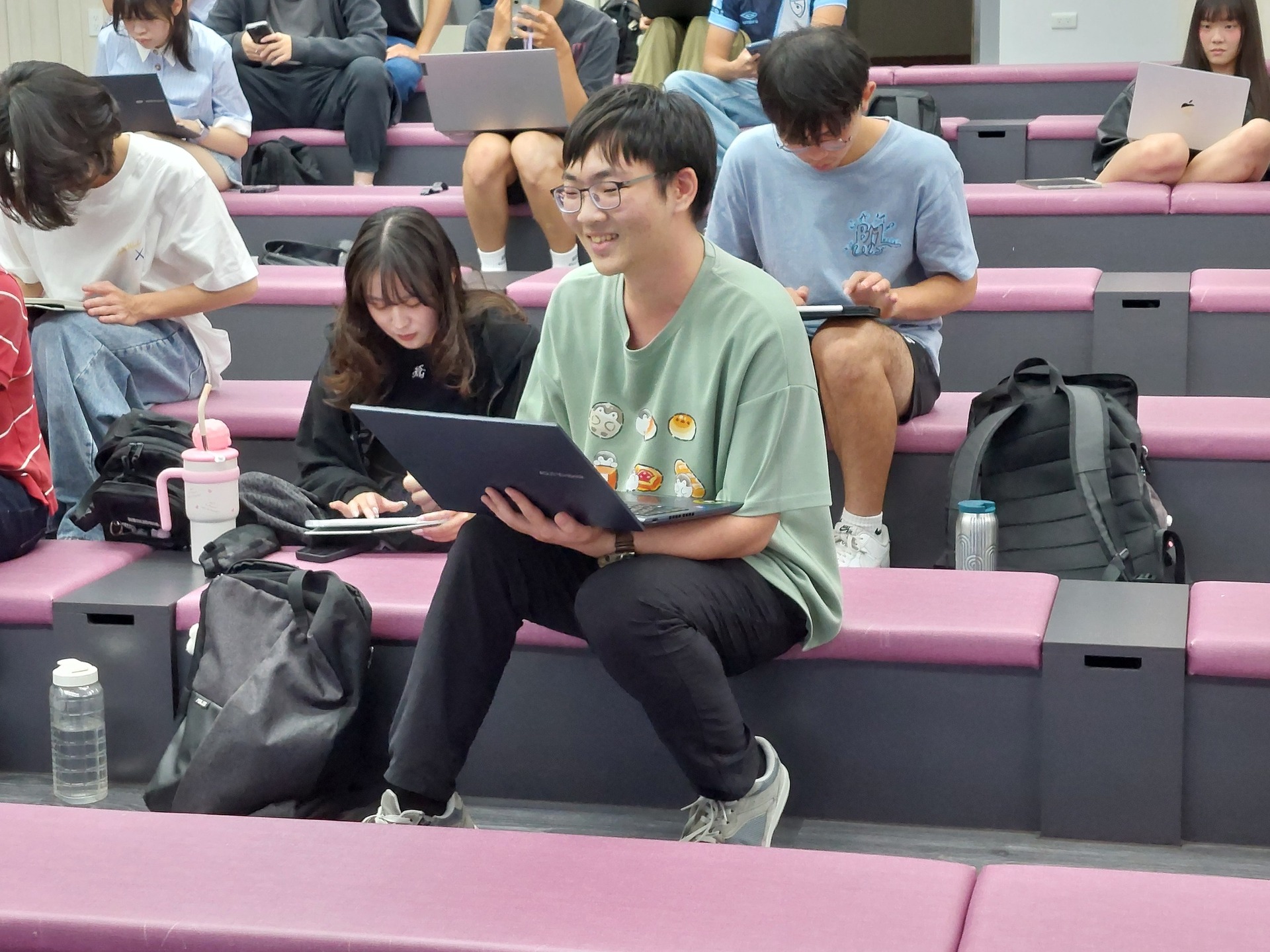 全球化下的跨國移動與性別經驗 當婚育不再受傳統框架限制(點擊全頁檢視)圖片