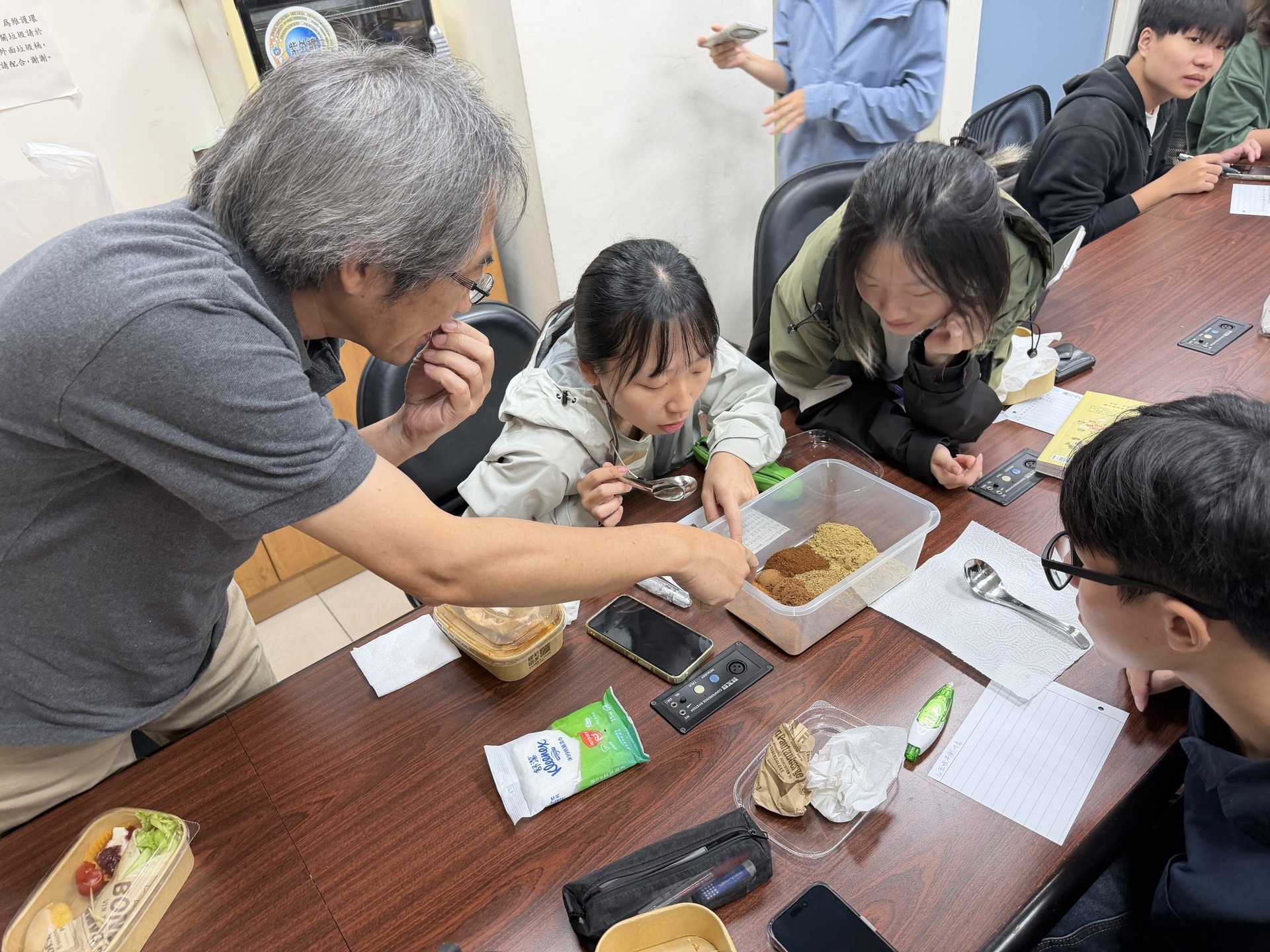 4. 實作五香調配過程(點擊全頁檢視)圖片