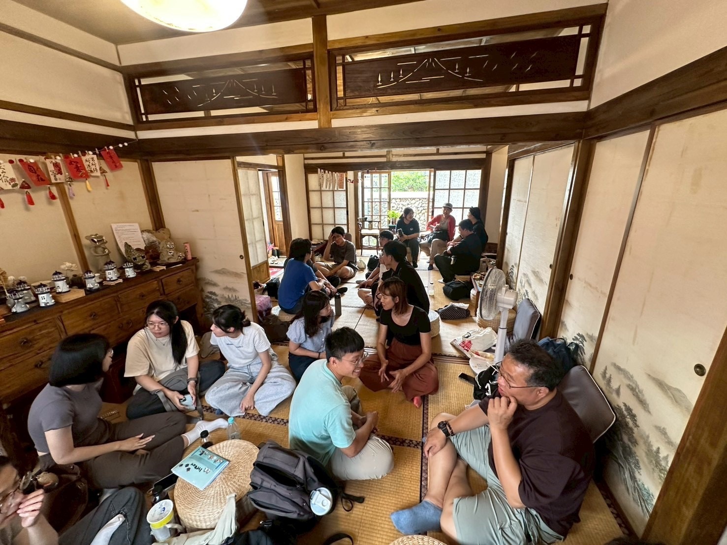 訪談澎湖住民(點擊全頁檢視)圖片