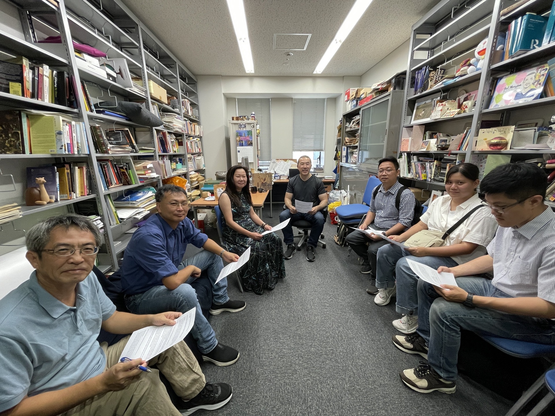 早稻田法學院教授Motoyama研究座談(點擊全頁檢視)圖片