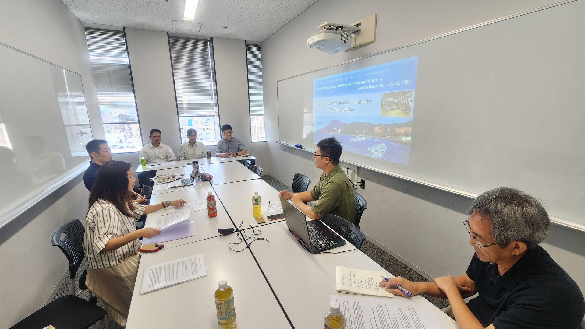 早稻田政經研究院Tanaka教授產業科傳研究座談(點擊全頁檢視)圖片