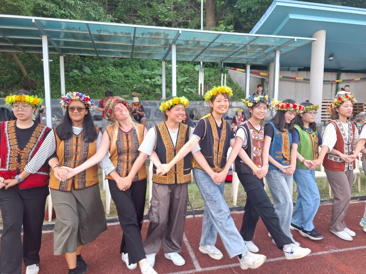 台日師生前進霧台部落 從生態到地方展跨國地方交流(點擊全頁檢視)圖片