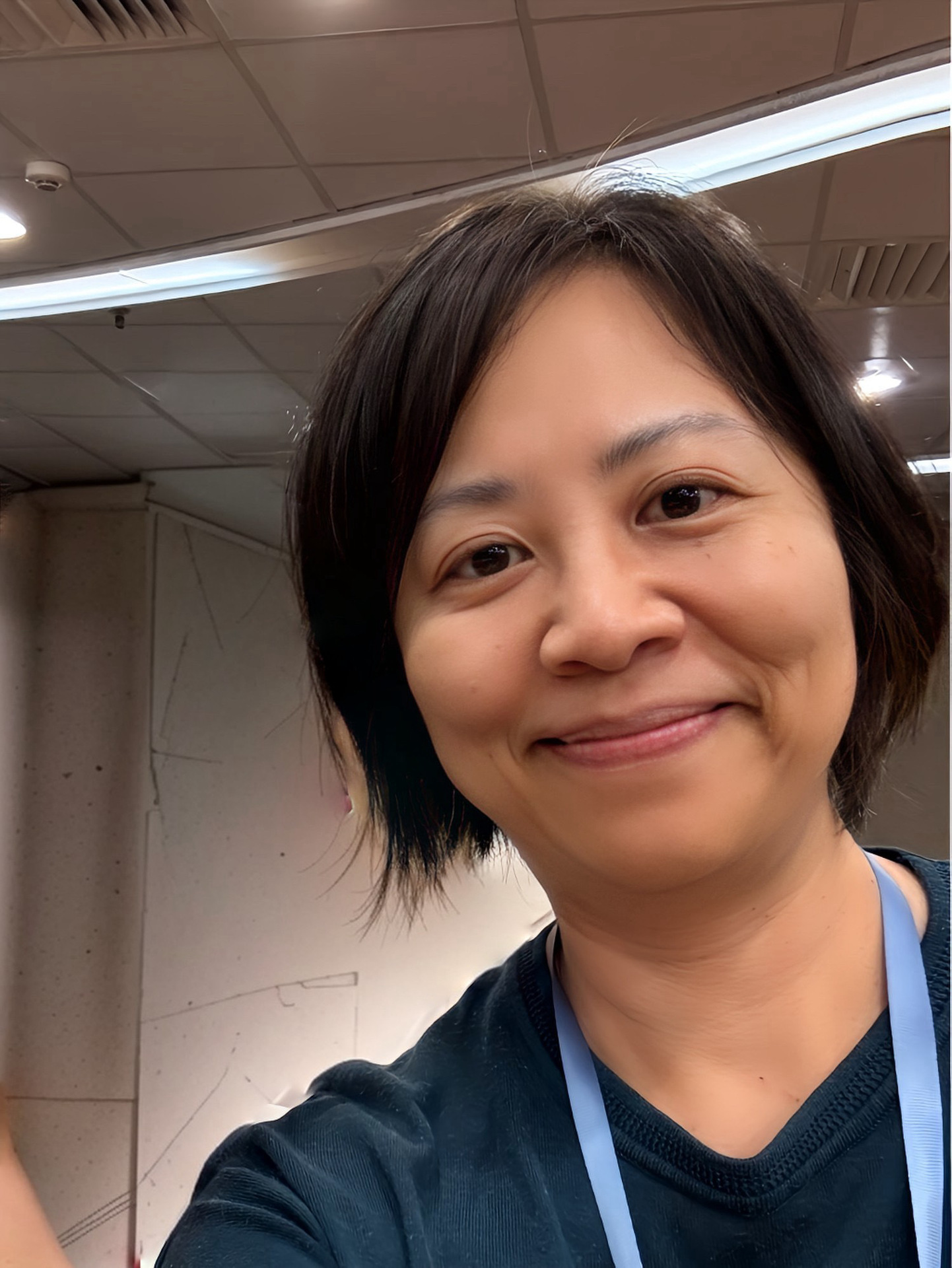 彭渰雯(點擊全頁檢視)圖片
