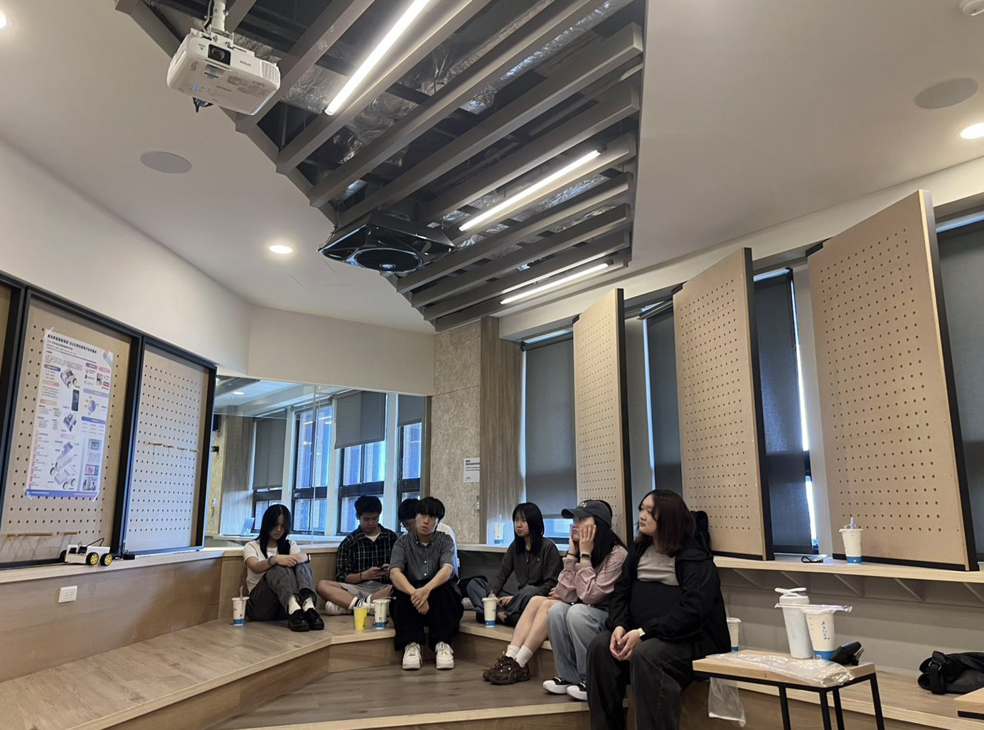 人科跨領域自主學習領航夥伴計畫  攜手航向跨域未來(點擊全頁檢視)圖片