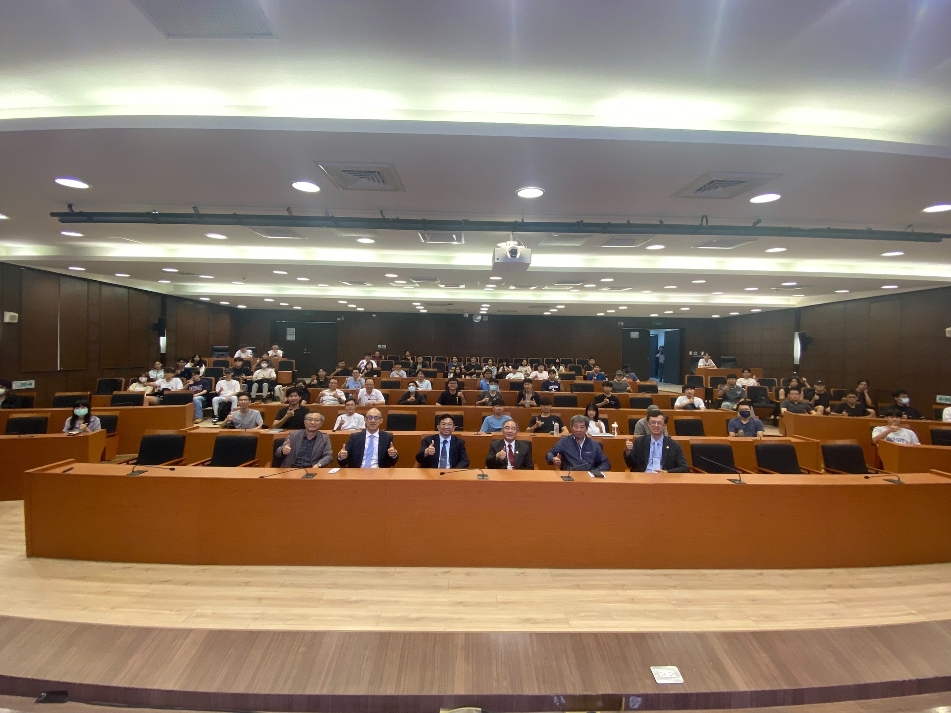 中山大學舉辦「我擔任大學教授的旅程與反思」大學之道通識教育講座(點擊全頁檢視)圖片