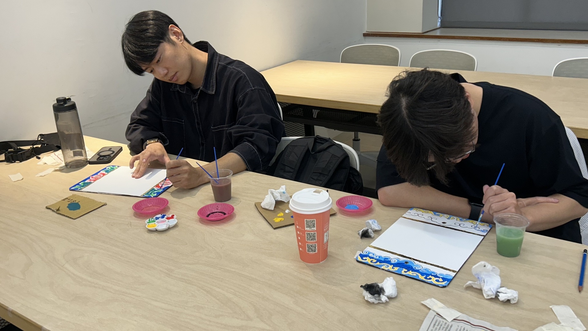 從廟宇到生活 中山大學微學分課程體驗傳統彩繪工藝(點擊全頁檢視)圖片