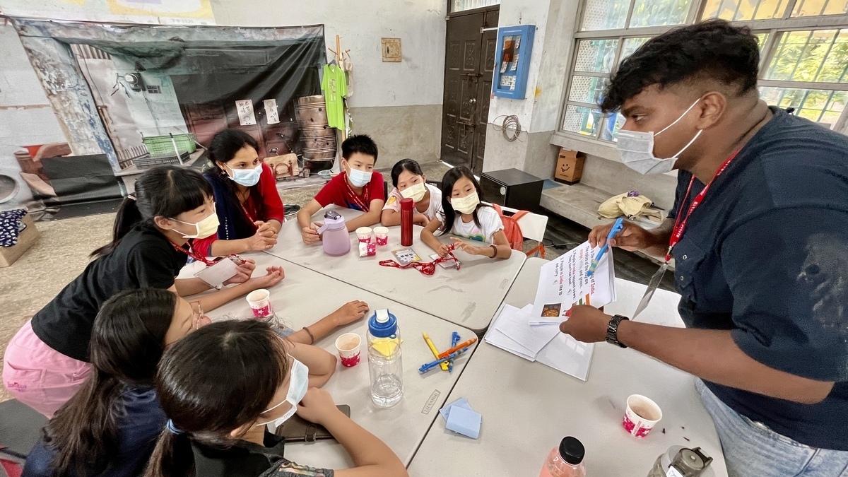前草串聯探索STREAM　中山大學攜四級學校辦雙語夏令營(點擊全頁檢視)圖片