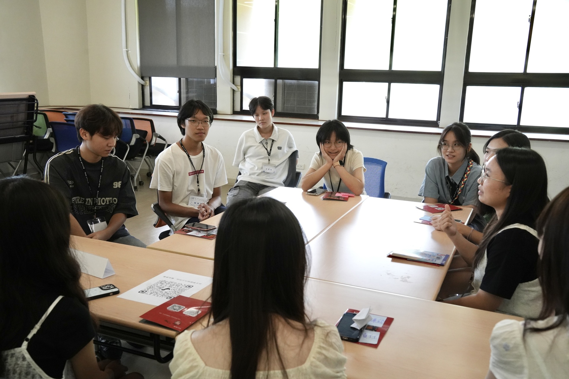 新生透過迎新活動互動交流，逐步認識彼此(點擊全頁檢視)圖片