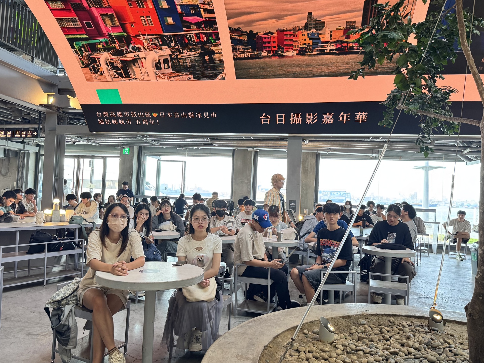 課程成果展串連台日攝影嘉年華(點擊全頁檢視)圖片